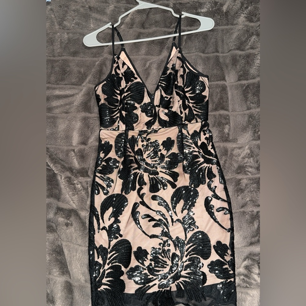 Homecoming / prom / dress